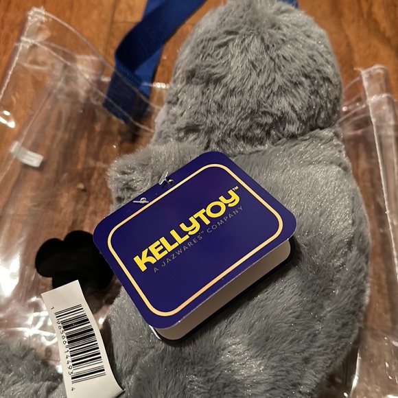 Girl Scouts prize bundle—new - Picture 3 of 10